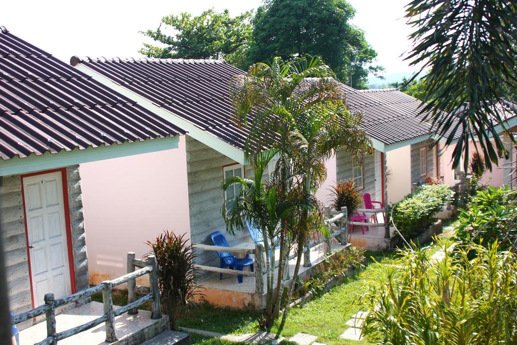 Dahla House Ranong Hotel Luaran gambar